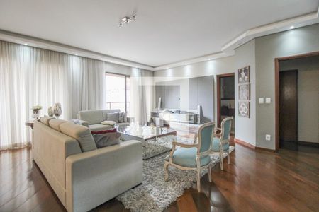 Apartamento à venda com 280m², 4 quartos e 3 vagasSala