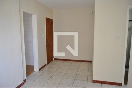 Sala de apartamento para alugar com 2 quartos, 62m² em Todos Os Santos, Rio de Janeiro