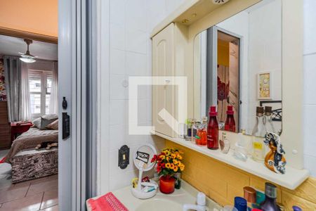 Banheiro de apartamento para alugar com 1 quarto, 56m² em Vila Conceição, Porto Alegre