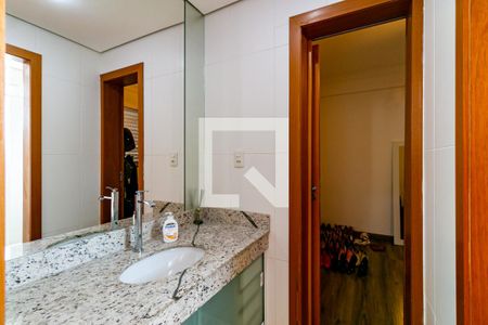 Banheiro - Quarto de apartamento à venda com 3 quartos, 146m² em Buritis, Belo Horizonte