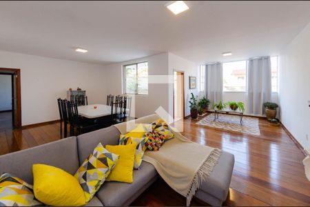 Sala de apartamento à venda com 3 quartos, 137m² em Coração Eucarístico, Belo Horizonte