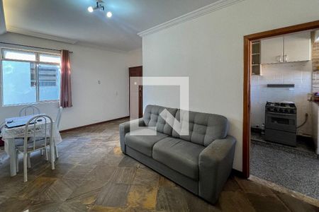 Sala de apartamento à venda com 2 quartos, 74m² em Sagrada Família, Belo Horizonte