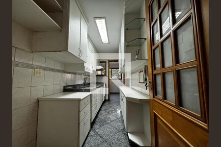 Foto 02 de apartamento à venda com 2 quartos, 73m² em Vila Assunção, Santo André