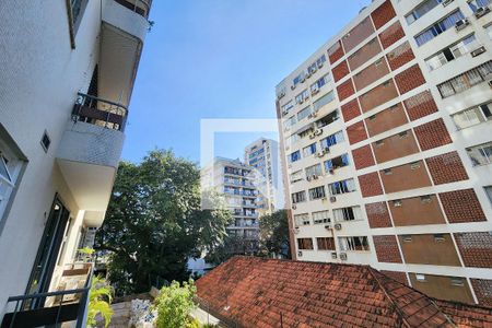 Vista da Sala de apartamento à venda com 2 quartos, 60m² em Botafogo, Rio de Janeiro