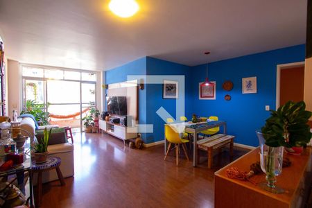 Sala de apartamento à venda com 3 quartos, 120m² em São Domingos, Niterói