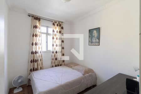 Quarto 1 de apartamento à venda com 2 quartos, 70m² em Heliópolis, Belo Horizonte