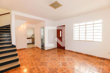 Sala de casa para alugar com 2 quartos, 150m² em Penha de França, São Paulo