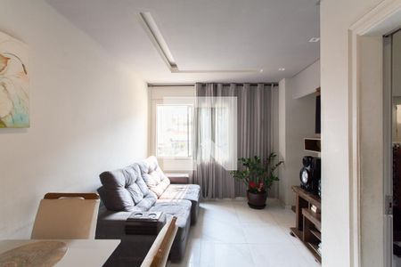 Sala de apartamento à venda com 3 quartos, 70m² em Heliópolis, Belo Horizonte