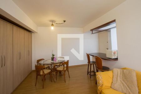 Sala de apartamento para alugar com 2 quartos, 65m² em Jardim Petrópolis, São Paulo