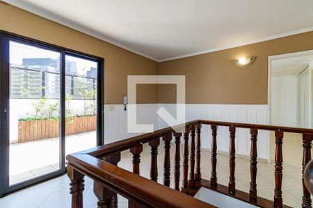 Apartamento para alugar com 242m², 4 quartos e 4 vagas Apartamento para alugar com 242m², 4 quartos e 4 vagasCobertura