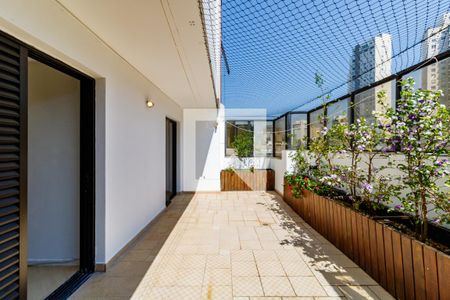 Apartamento para alugar com 242m², 4 quartos e 4 vagas Apartamento para alugar com 242m², 4 quartos e 4 vagasCobertura