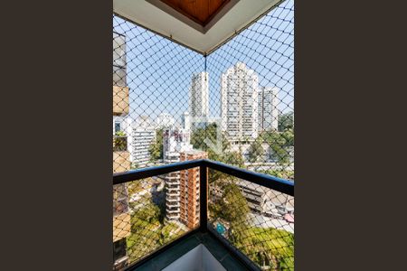 Apartamento para alugar com 242m², 4 quartos e 4 vagas Apartamento para alugar com 242m², 4 quartos e 4 vagasSuite 1