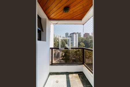 Apartamento para alugar com 242m², 4 quartos e 4 vagas Apartamento para alugar com 242m², 4 quartos e 4 vagasSuíte 2