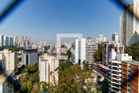 Apartamento para alugar com 242m², 4 quartos e 4 vagas Apartamento para alugar com 242m², 4 quartos e 4 vagasVaranda