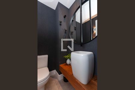 Lavabo de apartamento para alugar com 3 quartos, 156m² em Vila Anastácio, São Paulo