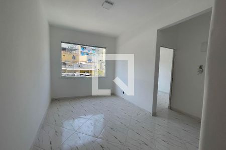 Sala de apartamento para alugar com 2 quartos, 45m² em Jardim Vinte E Cinco de Agosto, Duque de Caxias