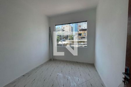 Quarto 2 de apartamento para alugar com 2 quartos, 45m² em Jardim Vinte E Cinco de Agosto, Duque de Caxias