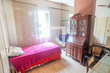 Quarto 1 de apartamento para alugar com 3 quartos, 133m² em Laranjeiras, Rio de Janeiro