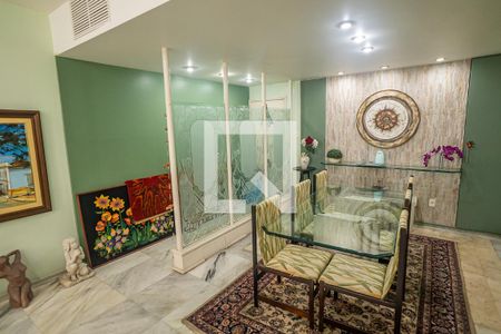 Sala de apartamento para alugar com 3 quartos, 133m² em Laranjeiras, Rio de Janeiro