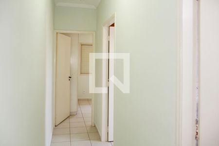 Corredor de casa de condomínio para alugar com 3 quartos, 75m² em Chácaras Silvânia, Valinhos