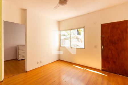 Sala de apartamento à venda com 2 quartos, 54m² em Novo Osasco, Osasco