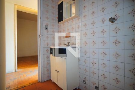 Banheiro Corredor de apartamento para alugar com 2 quartos, 75m² em Passo D’areia, Porto Alegre