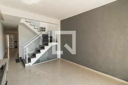 Sala de casa à venda com 3 quartos, 110m² em Parque Císper, São Paulo