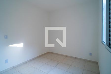 Quarto 2 de casa para alugar com 2 quartos, 150m² em Jardim dos Reis, Sorocaba