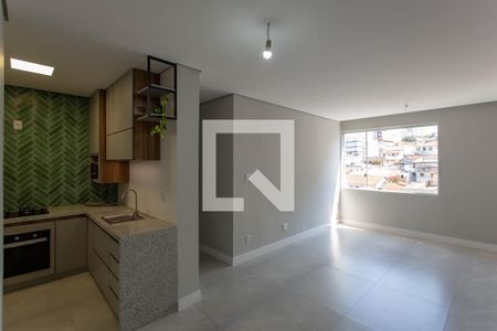 Sala de apartamento à venda com 3 quartos, 75m² em Floresta, Belo Horizonte