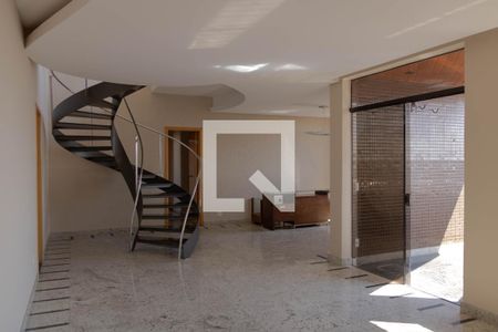 Sala de apartamento à venda com 4 quartos, 270m² em Barreiro, Belo Horizonte