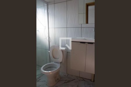 Banheiro de apartamento para alugar com 1 quarto, 43m² em Jardim das Belezas, Carapicuíba