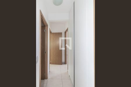 Corredor  de apartamento à venda com 3 quartos, 84m² em Ipiranga, Belo Horizonte