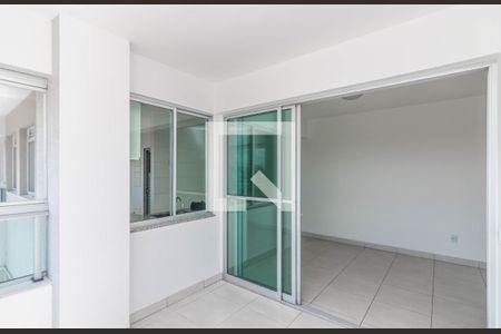 Sala  de apartamento à venda com 3 quartos, 84m² em Ipiranga, Belo Horizonte