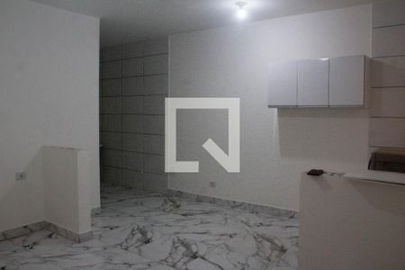 Sala de apartamento para alugar com 1 quarto, 38m² em Jardim das Belezas, Carapicuíba