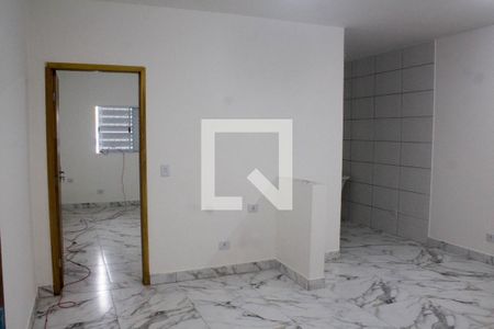 Sala de apartamento para alugar com 1 quarto, 38m² em Jardim das Belezas, Carapicuíba