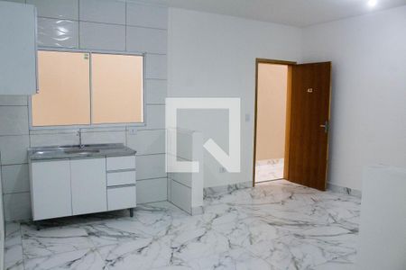 Sala/Cozinha de apartamento para alugar com 1 quarto, 38m² em Jardim das Belezas, Carapicuíba