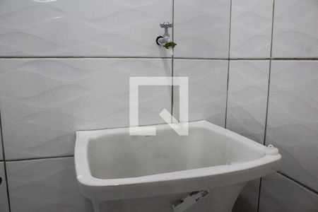 Área de serviço de apartamento para alugar com 1 quarto, 38m² em Jardim das Belezas, Carapicuíba