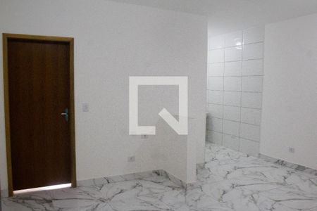 Sala  de apartamento para alugar com 1 quarto, 36m² em Jardim das Belezas, Carapicuíba