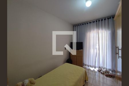 Quarto 1 de casa à venda com 3 quartos, 231m² em Vila Ré, São Paulo