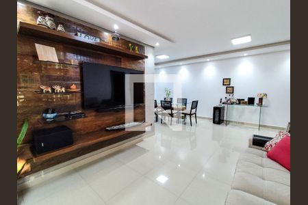 Sala de apartamento à venda com 3 quartos, 180m² em Santo Antônio, Belo Horizonte