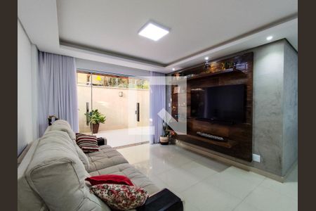 Sala de apartamento à venda com 3 quartos, 180m² em Santo Antônio, Belo Horizonte