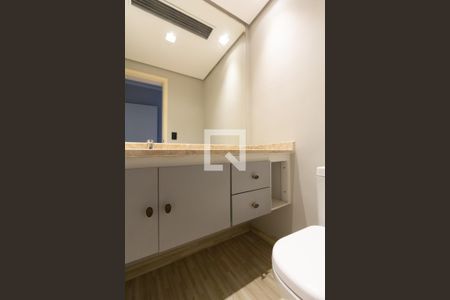 Lavabo de apartamento à venda com 3 quartos, 200m² em Jardim Europa, São Paulo