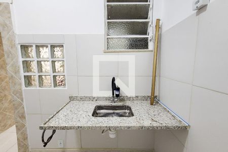 Cozinha de apartamento para alugar com 1 quarto, 28m² em Centro, Rio de Janeiro