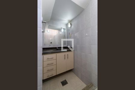 Lavabo de casa à venda com 4 quartos, 196m² em Vila Rica, Belo Horizonte