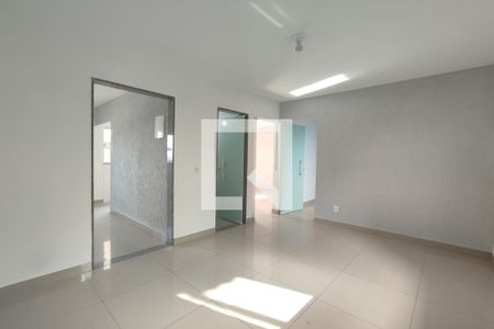 Sala de casa para alugar com 2 quartos, 70m² em Curicica, Rio de Janeiro