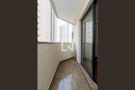 Sala - Varanda de apartamento para alugar com 3 quartos, 100m² em Campo Belo, São Paulo