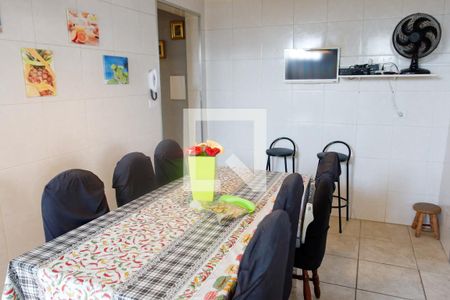 Casa à venda com 222m², 3 quartos e 2 vagas Casa à venda com 222m², 3 quartos e 2 vagasSala de Jantar