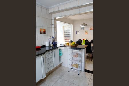 Casa à venda com 222m², 3 quartos e 2 vagas Casa à venda com 222m², 3 quartos e 2 vagasCozinha