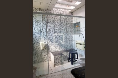 Casa à venda com 222m², 3 quartos e 2 vagas Casa à venda com 222m², 3 quartos e 2 vagasBanheiro da Suíte 2