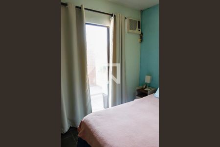 Casa à venda com 222m², 3 quartos e 2 vagas Casa à venda com 222m², 3 quartos e 2 vagasQuarto 2 - Suíte